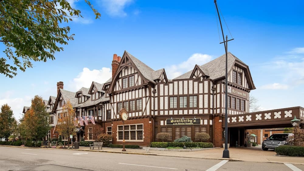 Best Western Premier Mariemont Inn main