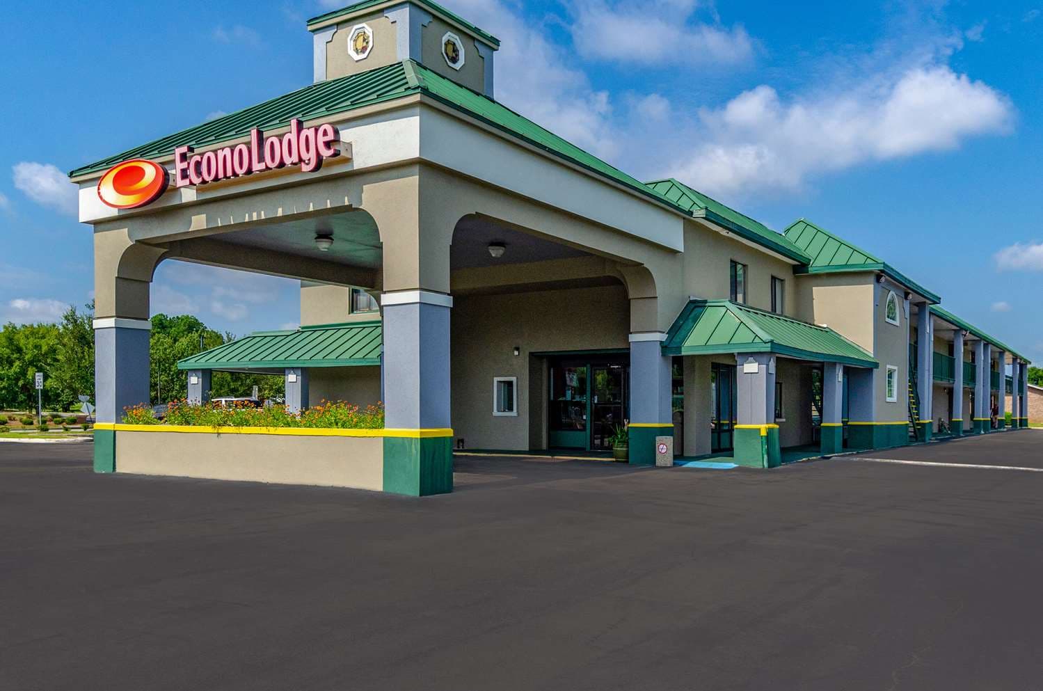 Econo Lodge Goose Creek main