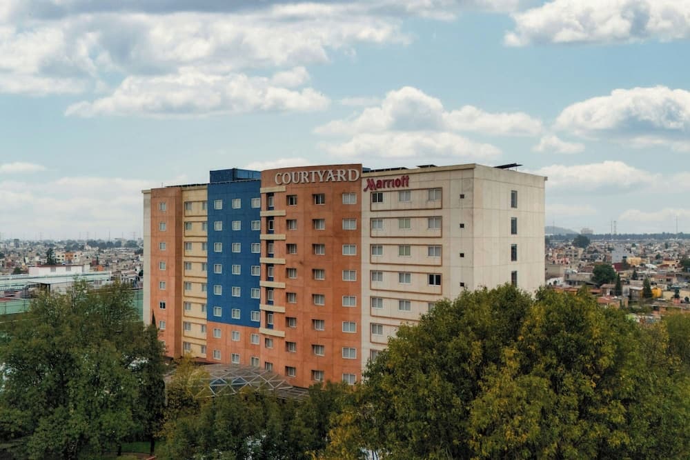 Courtyard Toluca Tollocan main