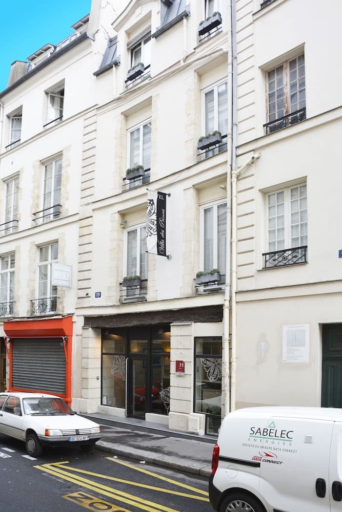 Villa des Princes Saint Germain main