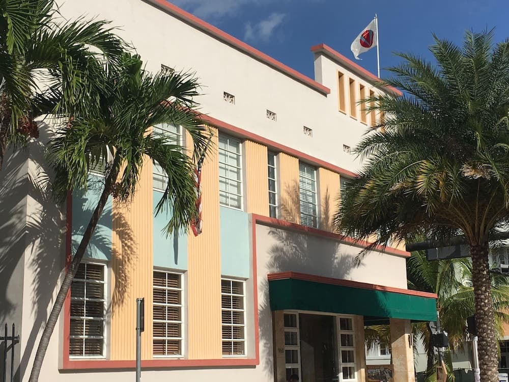 Viscay Hotel And Suites