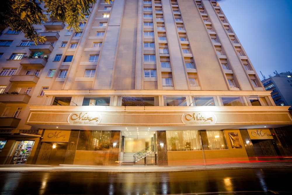 Mabu Curitiba Business main