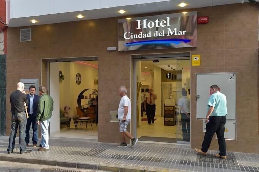 Hotel Ciudad del Mar main