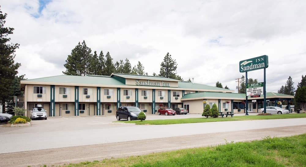 Sandman Inn Princeton main