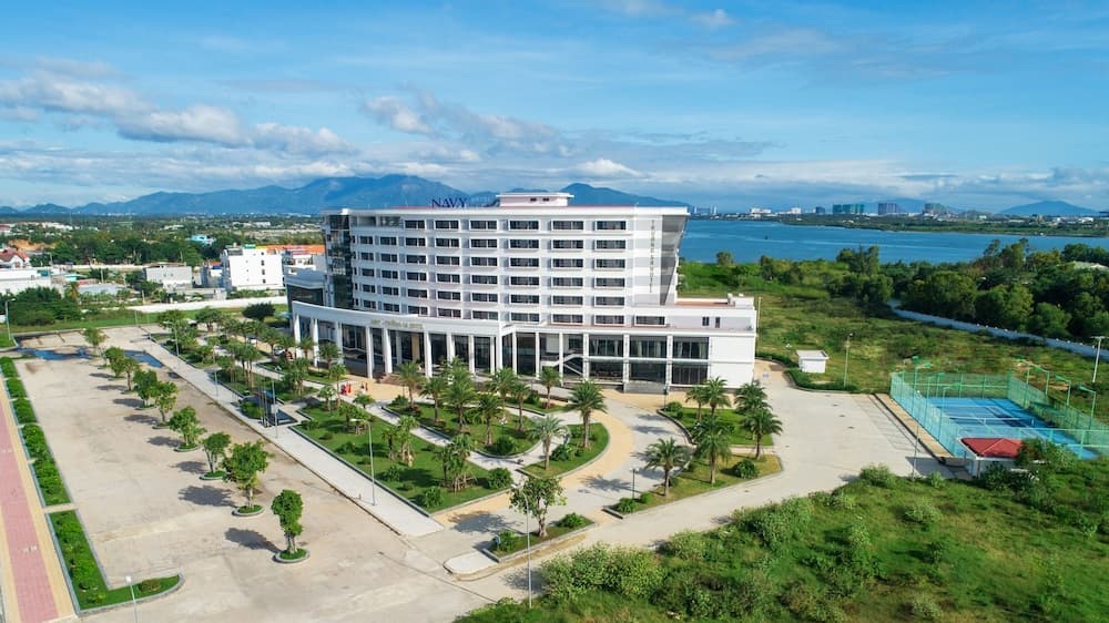 Navy Hotel Cam Ranh main