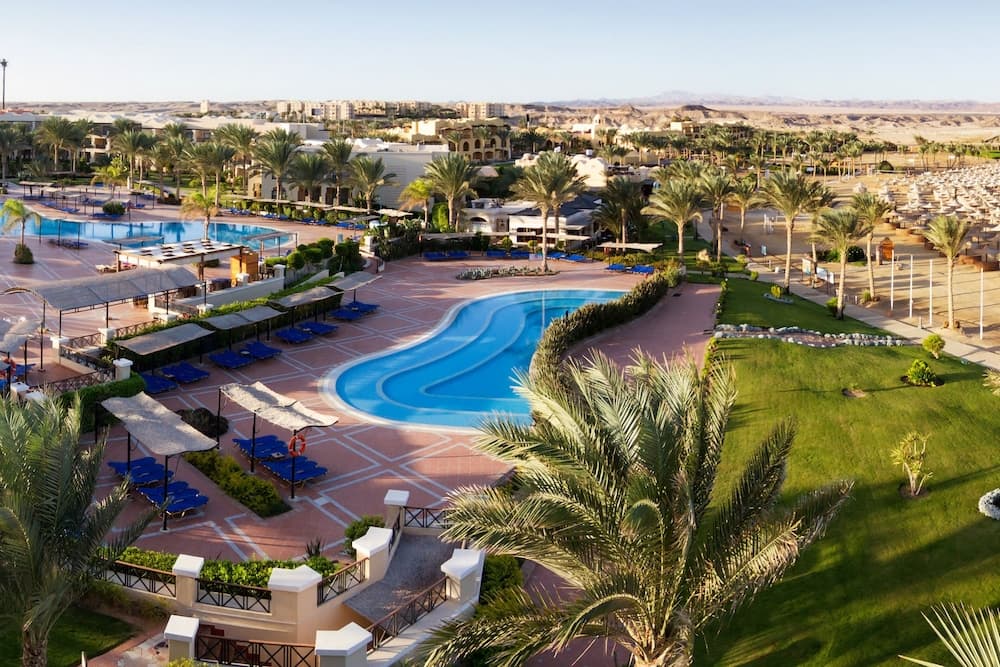 Jaz Lamaya Resort main