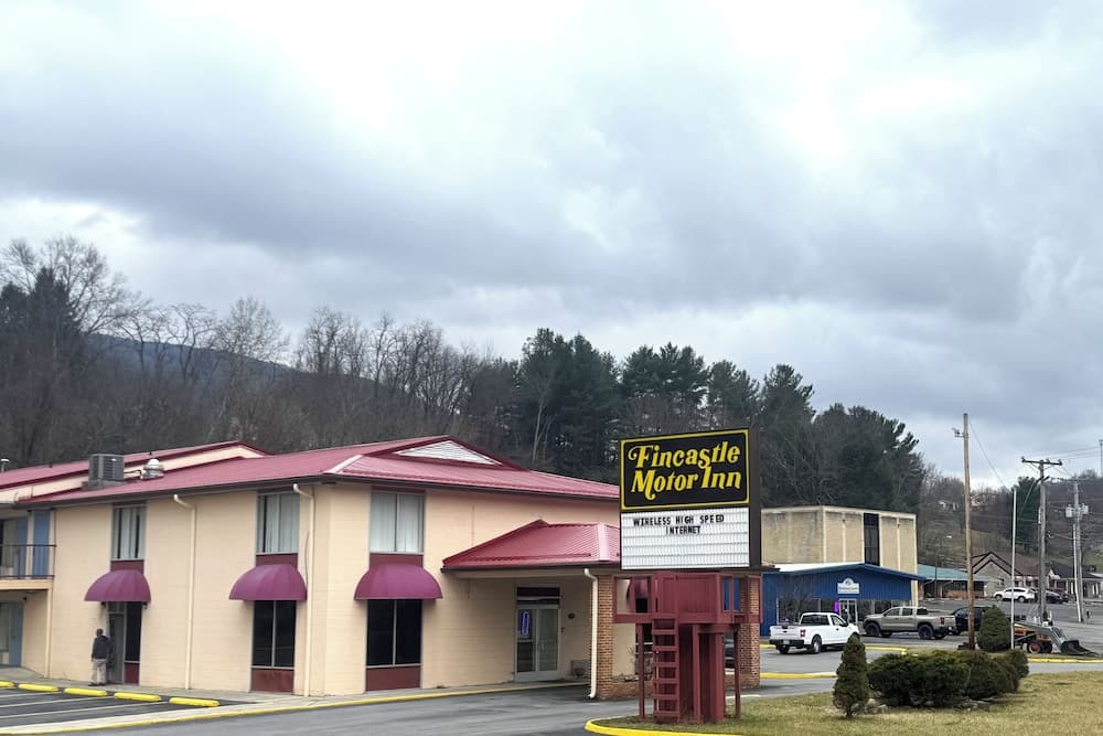 Fincastle Motor Inn main