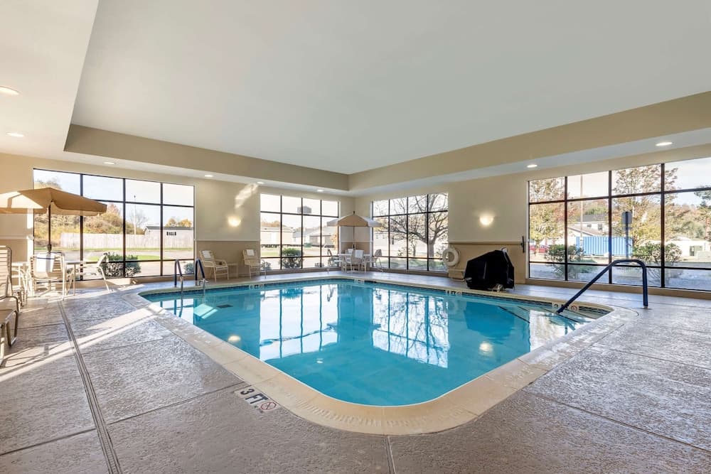 Wingate by Wyndham Buckhannon main