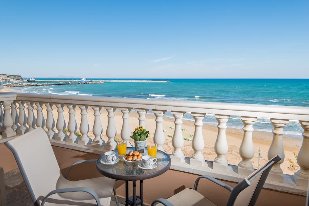 Birais Beach Studios main