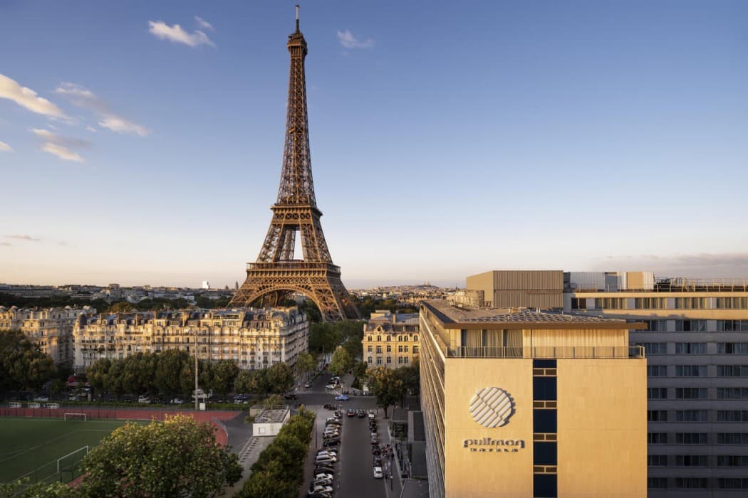 Pullman Paris Tour Eiffel main