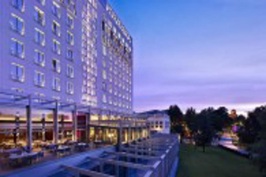 Metropol Palace
