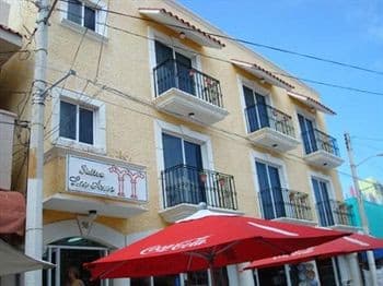 Suites Los Arcos (Adults Only) main