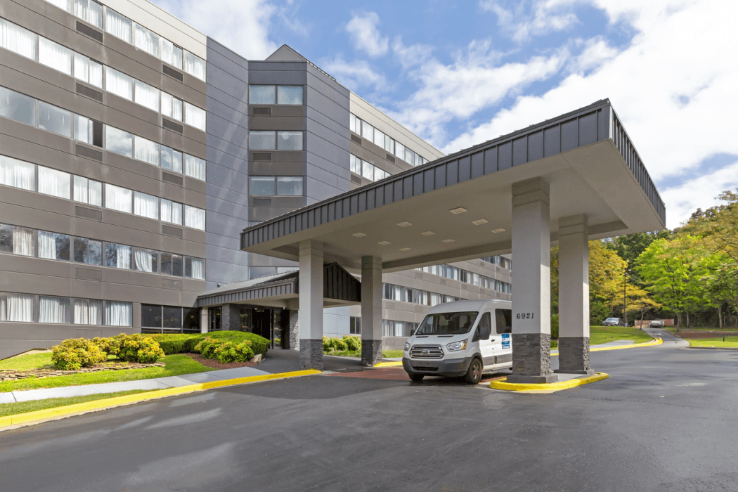 Comfort Inn & Suites Bwi Airport main