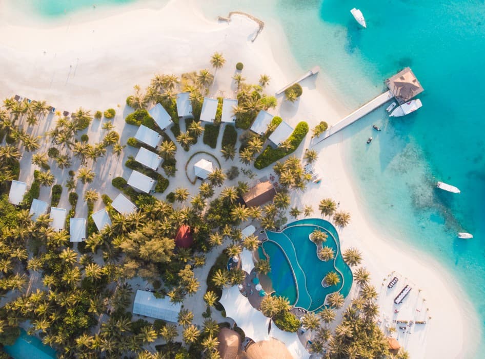 Holiday Inn Resort Kandooma Maldives main