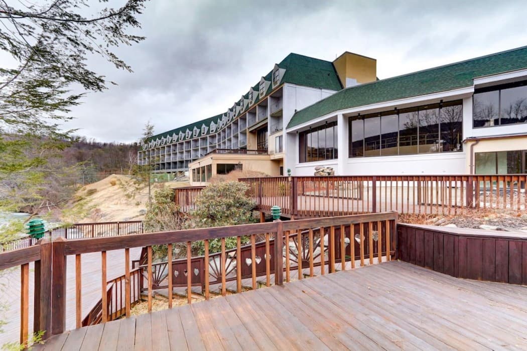 Chateau Resort & Conference Center