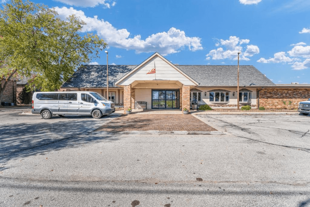 Eastland Suites Hotel & Conference Center - Urbana