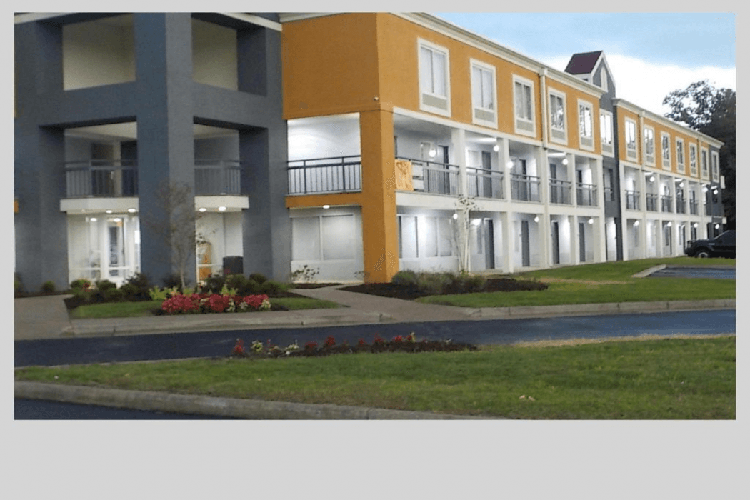 Clarion Pointe Indianapolis Northeast main