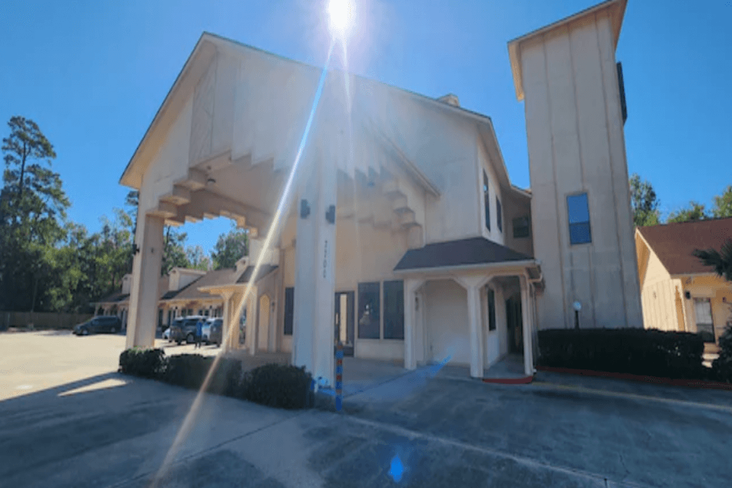 Regency Inn main