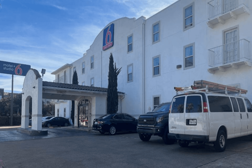 Motel 6 Dallas, Tx – Downtown main