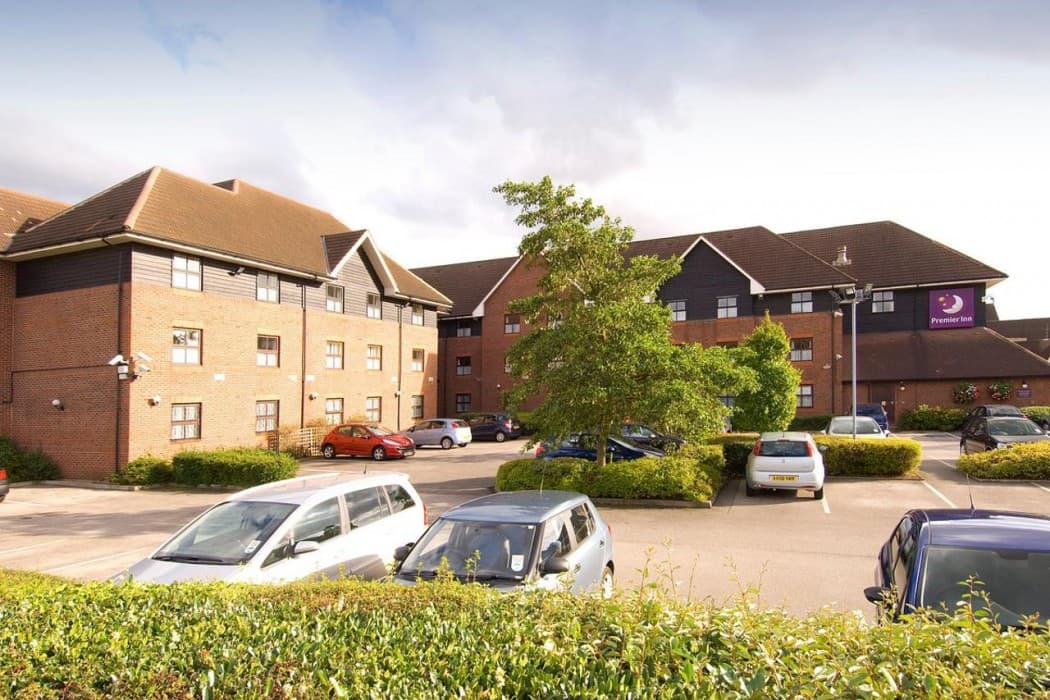 Premier Inn Nottingham West main