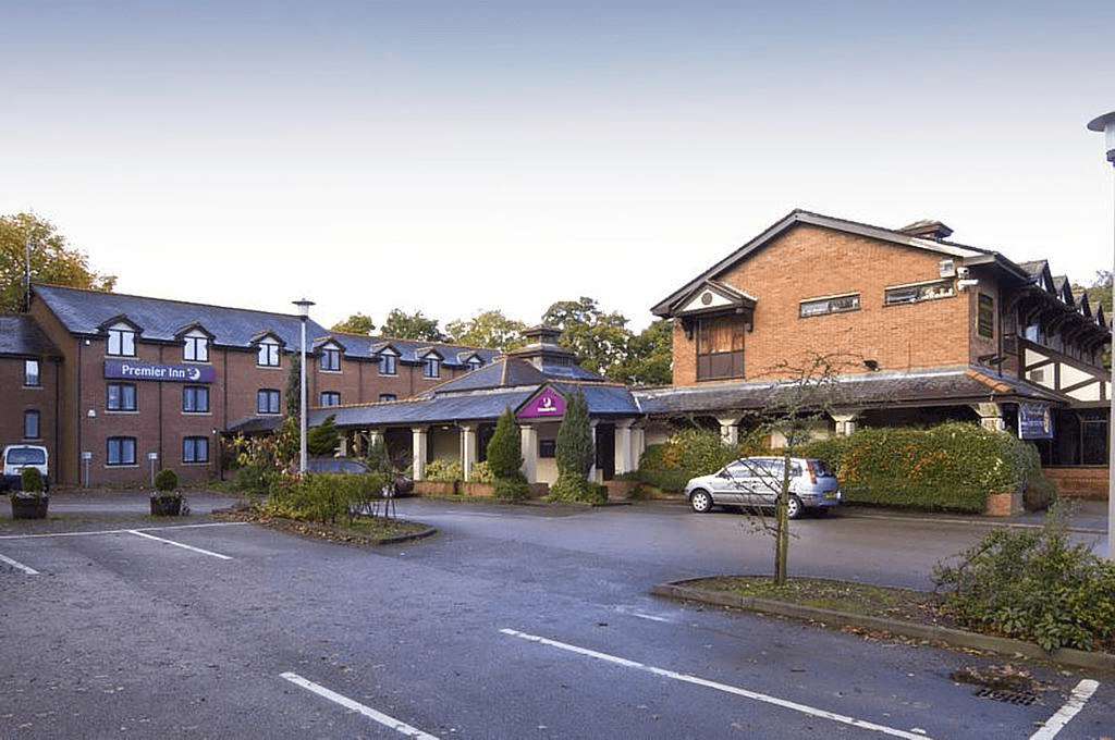 Premier Inn Manchester (Wilmslow) main