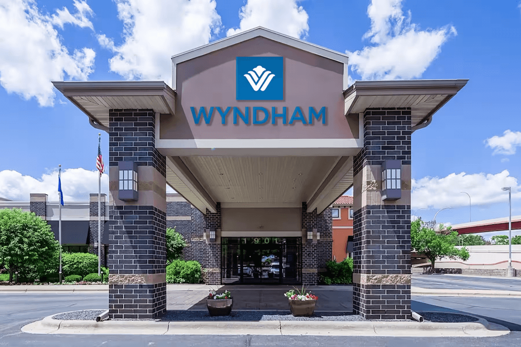 Wyndham Bloomington - Mall of America main