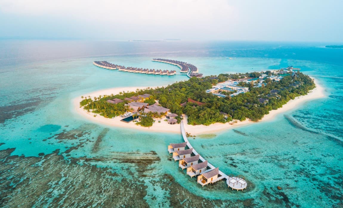 Movenpick Resort Kuredhivaru Maldives main