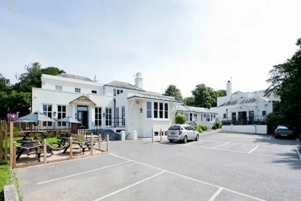 Premier Inn Arundel main