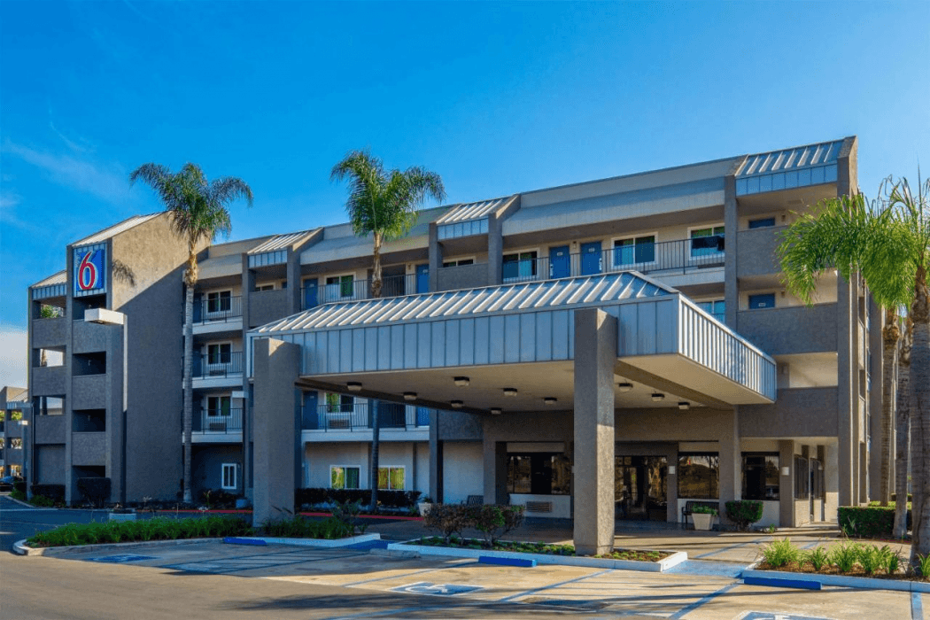 Motel 6 Anaheim Maingate main