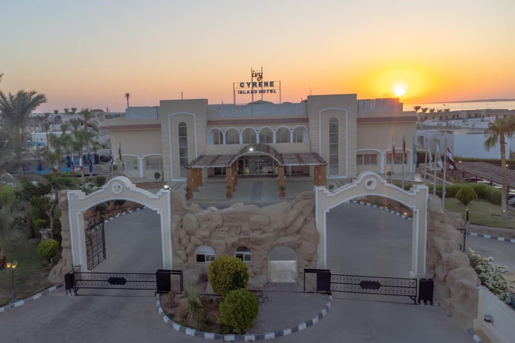 Ivy Cyrene Island Resort