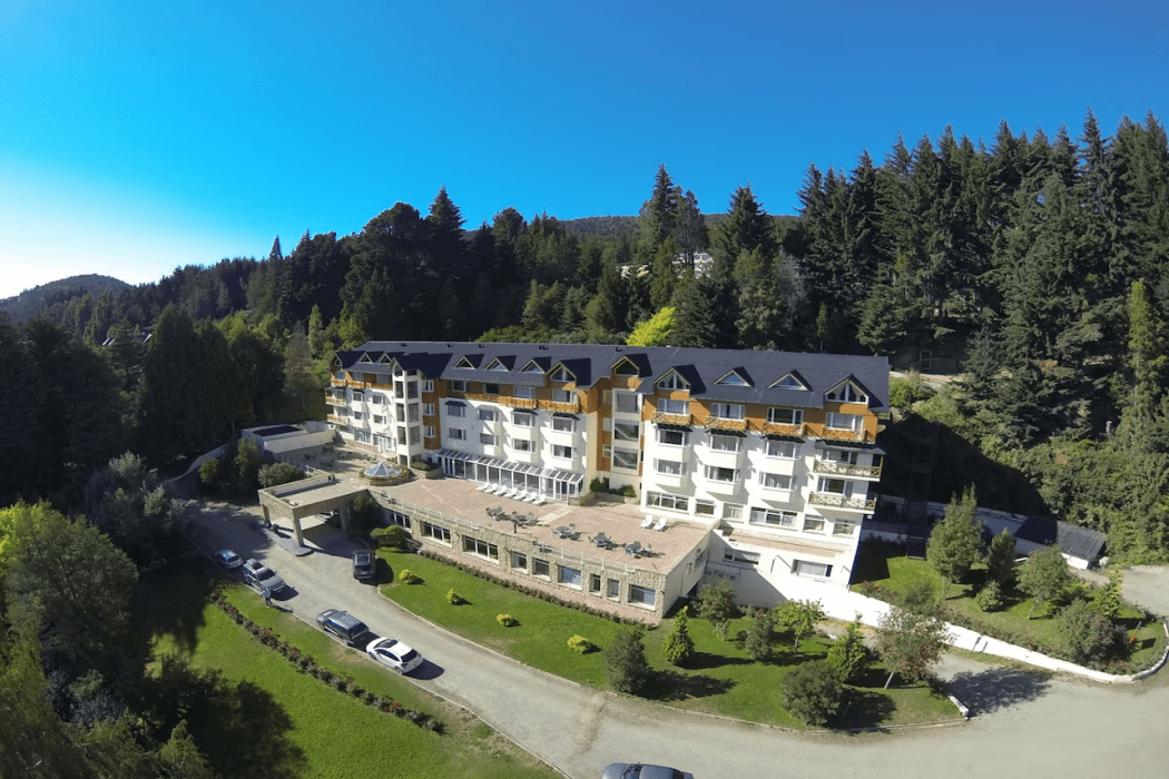 Huinid Bustillo Hotel & Spa main