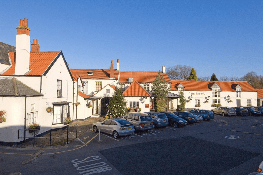 Premier Inn Bristol Alveston main