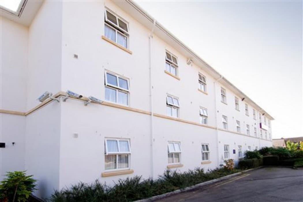 Premier Inn Cheltenham Central (West/A40) main