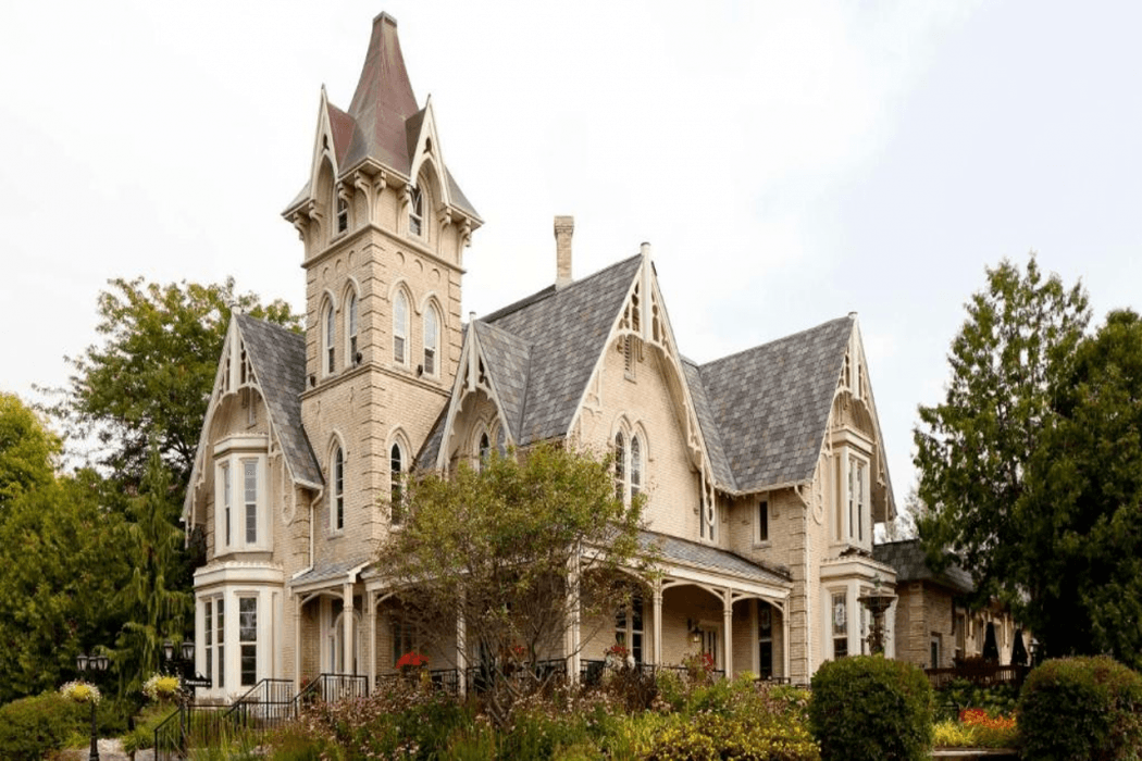 Elm Hurst Inn & Spa main