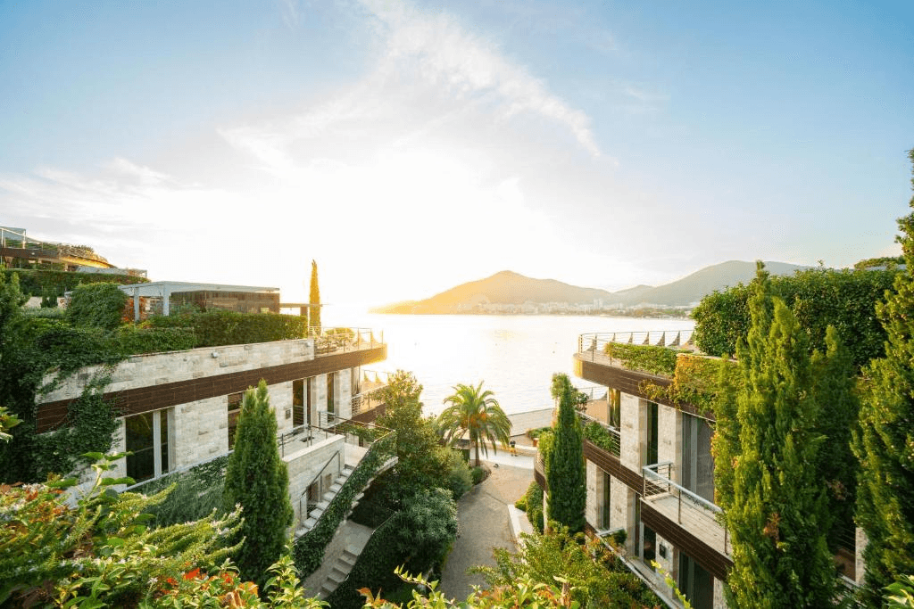 Dukley Hotel & Resort main