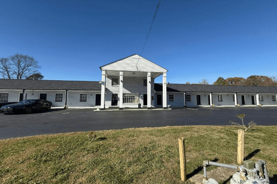 OYO Hotel Economy Inn US-29 Danville main