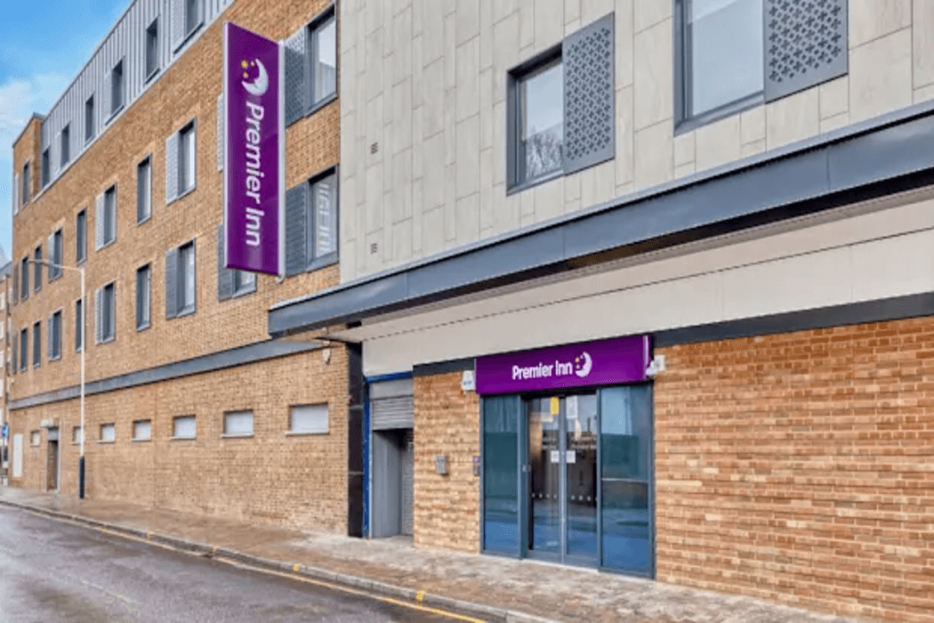Premier Inn London Romford Town Centre main