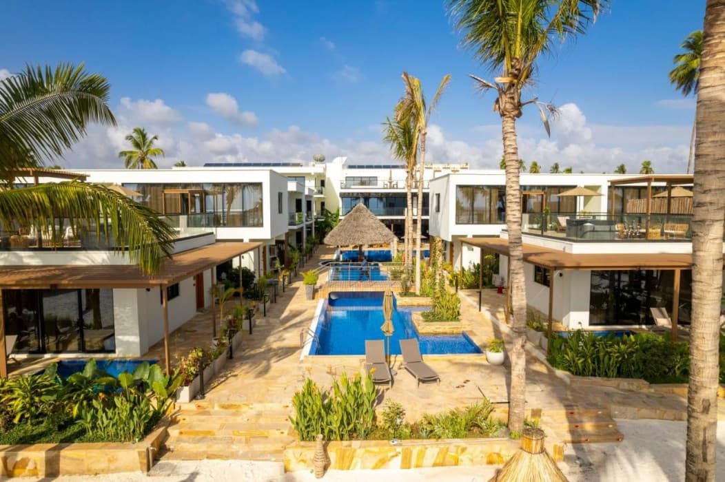 Toa Hotel And Spa main