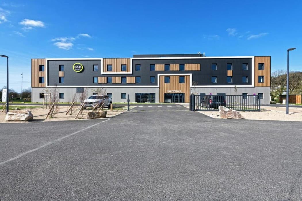 B&B Hotel Landerneau Bois Noir main