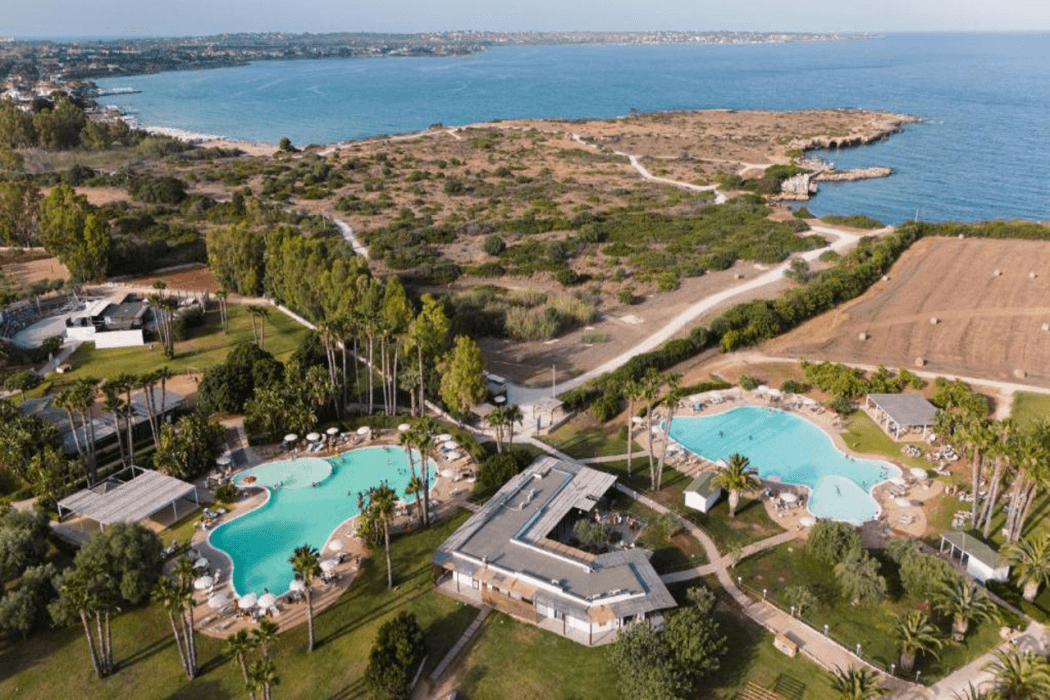 VOI Arenella Resort main