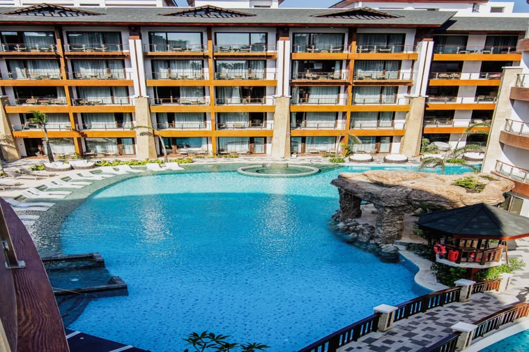Mandarin Bay Resort and Spa main