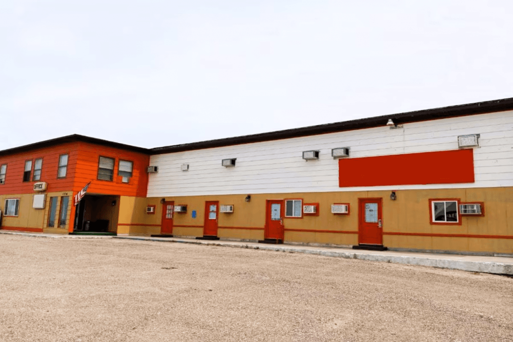 Love Hotel Badlands By Oyo At Kadoka Sd main