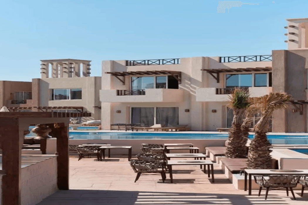 True Beach Resort main