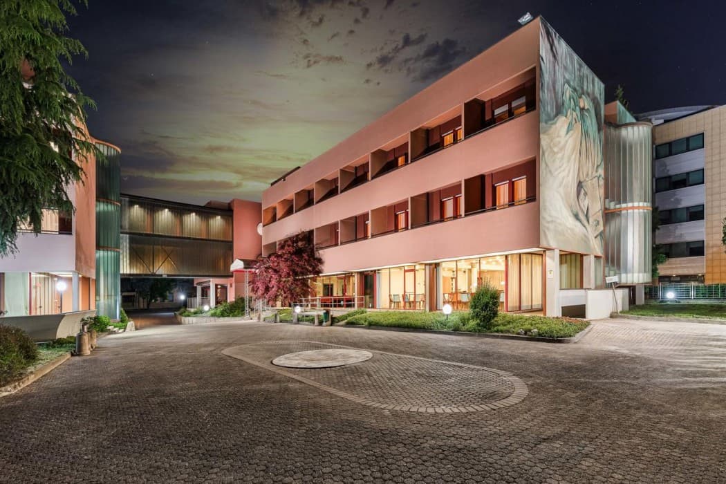 Hotel Cristallo main
