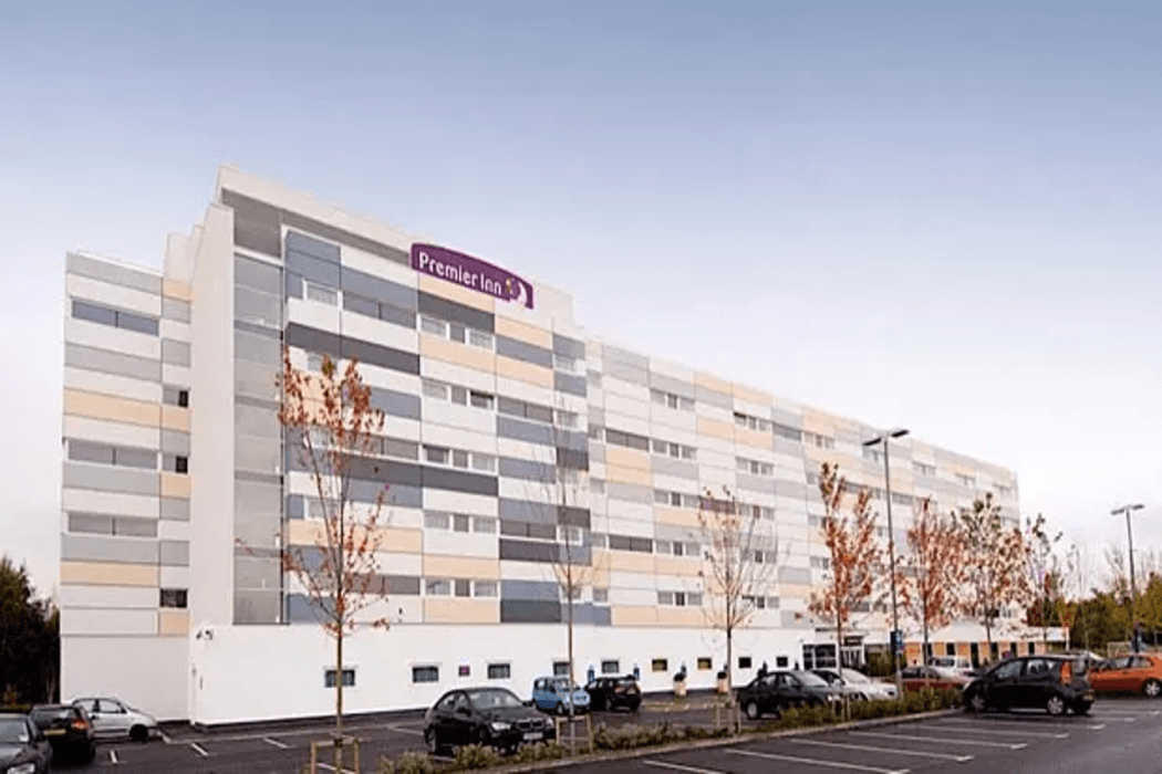 Premier Inn Manchester Airport (M56/J6) Runger Lane South main