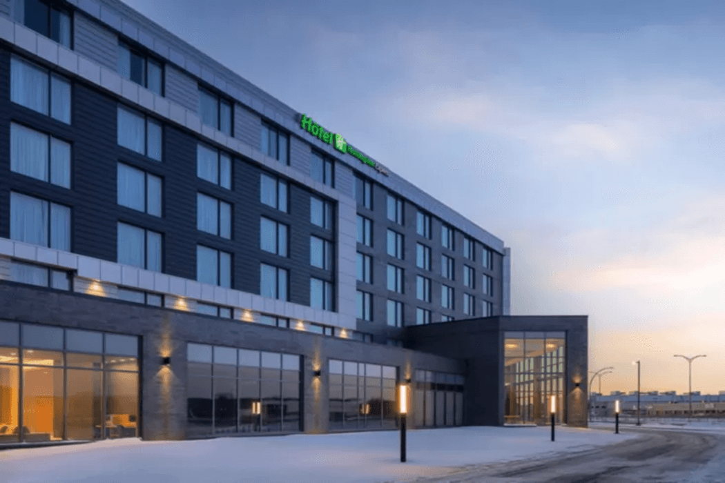 Holiday Inn Express Montreal Airport - St-Laurent by IHG main