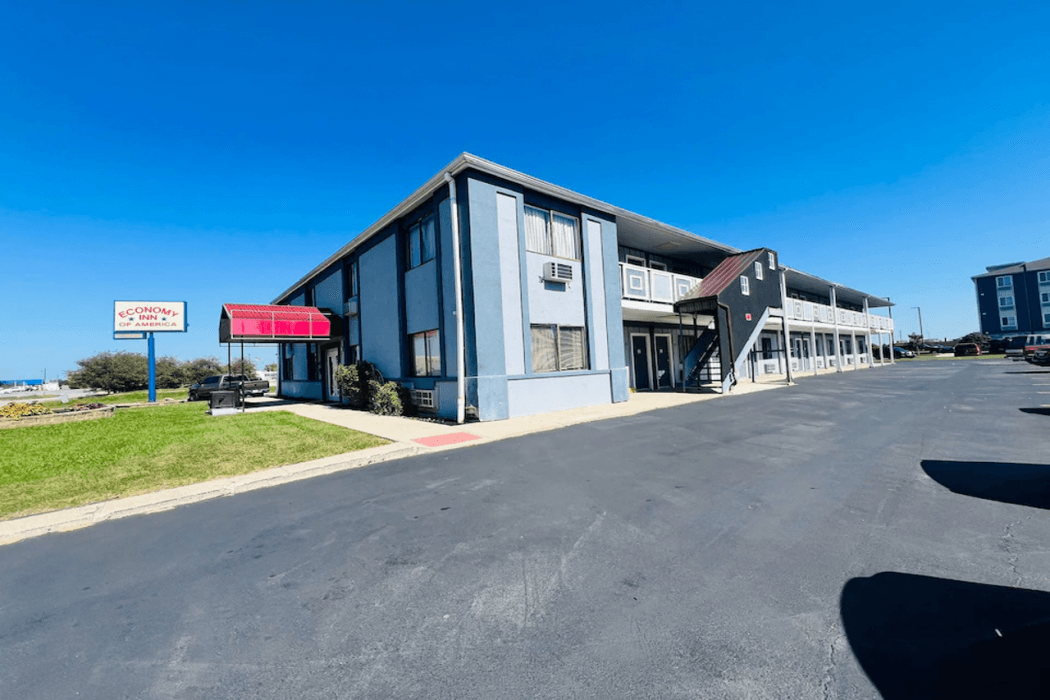 Economy Inn By Townhouse Merrillville US 30 main