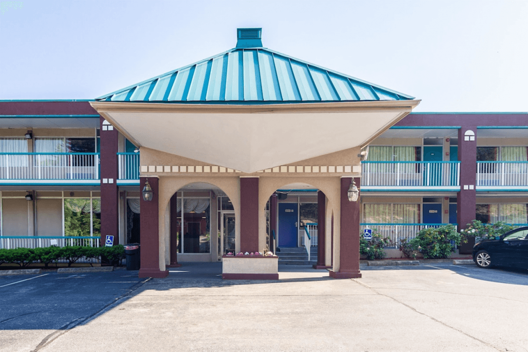 Motel 6 Groton