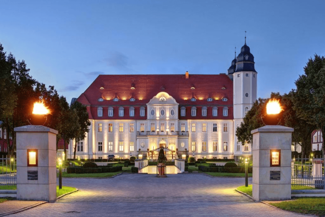 SCHLOSS Fleesensee main