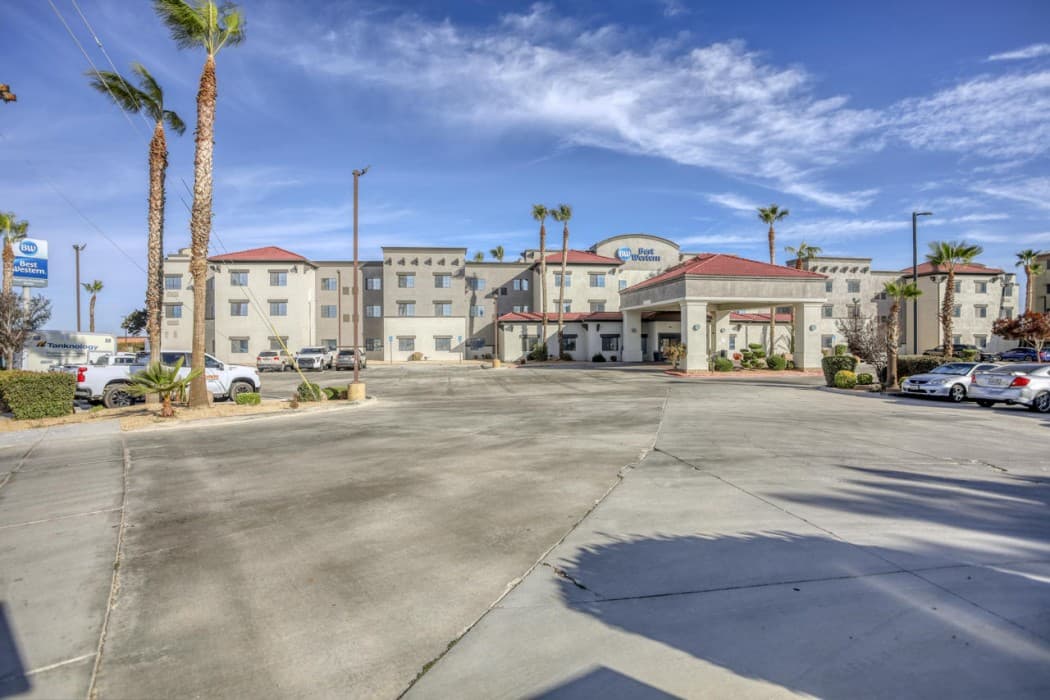 Best Western Hesperia-Victorville Suites main